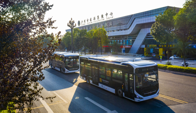 交通汇天下 公交润酒城｜泸州成功创成国家公交都市建设示范城市纪实