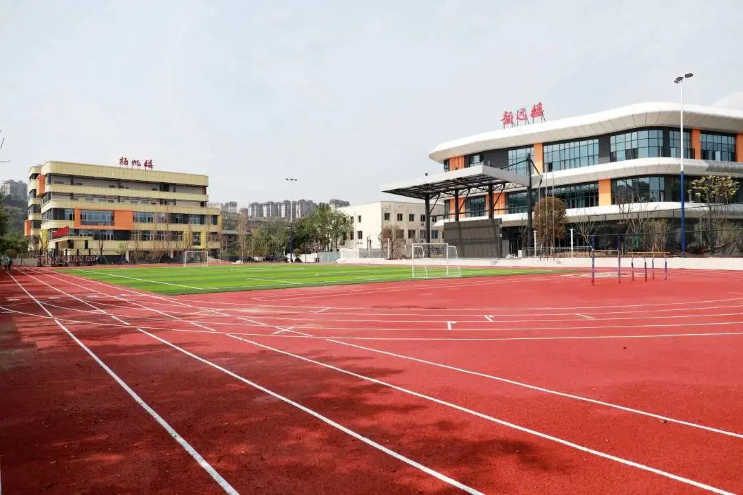 实探!泸州市龙马高中江韵学校开学在即,内部实景图抢先看!(图2) 2.jpg