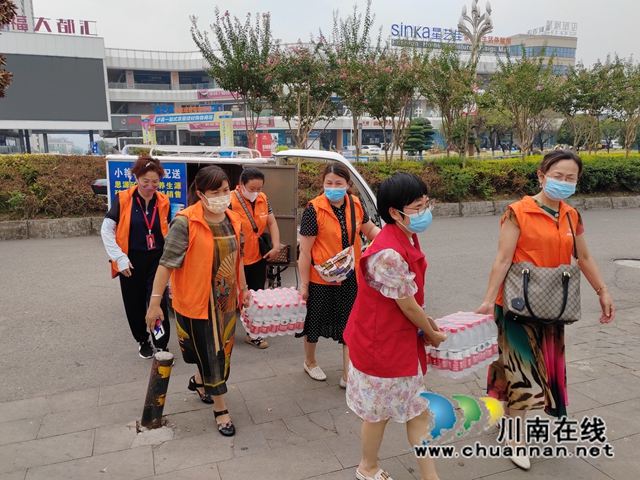 泸县工商联：突出“两个健康”，助力企业积极应对疫情