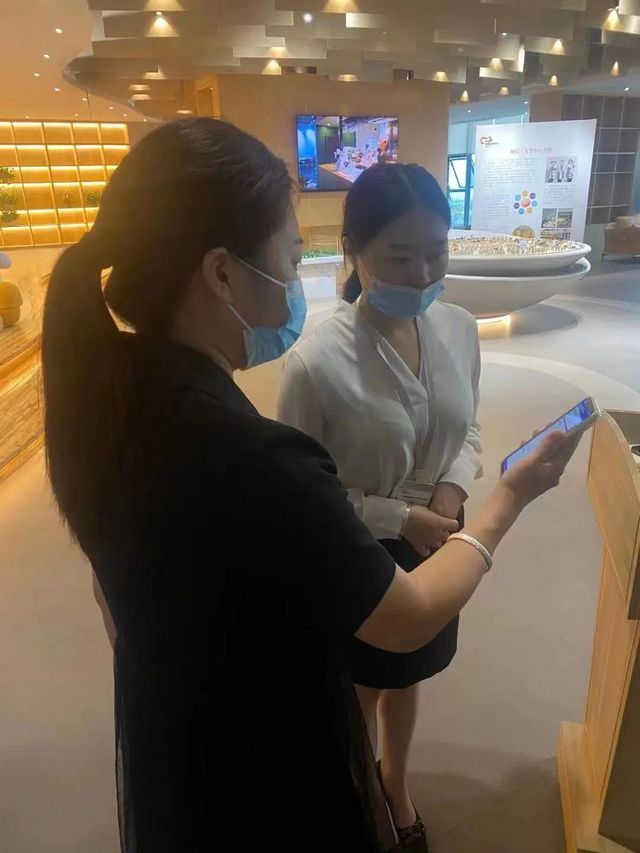 【重启繁华 与邻相约】泸州城投•友邻中心接待中心全面开放(图3) nEO_IMG_3.jpg