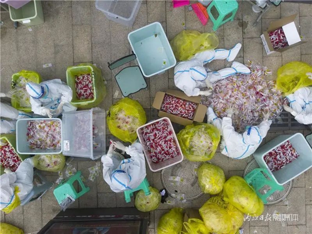 “跑”得飞快!内江核酸检测揭密——(图4) 4.jpg