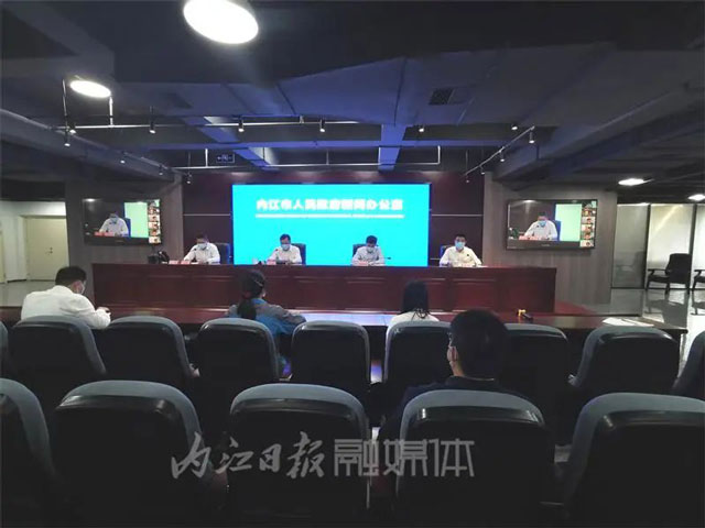 连续5天无非管控病例!内江疫情防控战场移师“双线”(图1) 1-1.jpg