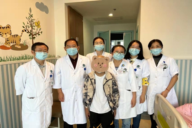 首例！13岁云南孩子开启“重生之旅”