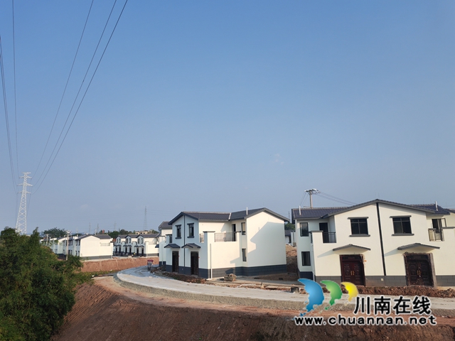 福集镇鱼目村新村（曾佐然摄）.jpg