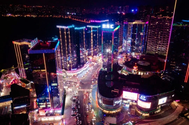 蔚来等七大品牌签约!川南新能源汽车城进驻品牌已达20余家(图3) 3.jpg