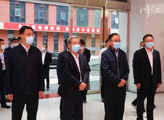 中国电子与泸州市全面深化合作发展签约仪式暨交流座谈会举行,曾毅李云泽杨林兴出席(图3) 3.jpg