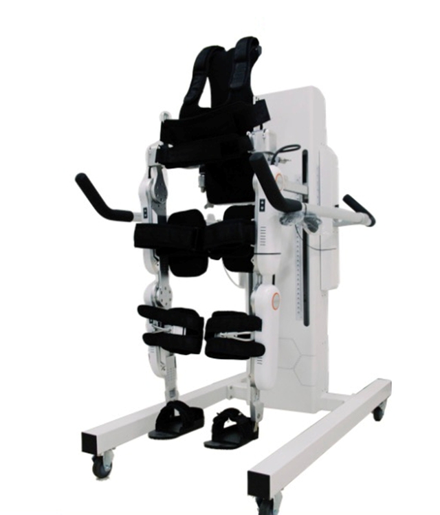 泸州首台丨助瘫痪患者行走的“机器人医生”来了