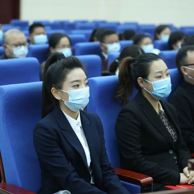 【忠诚铸魂 铁纪担当】龙马潭区法院举行2022年新任人民陪审员颁证暨就职宣誓仪式(图12) 13-1.jpg