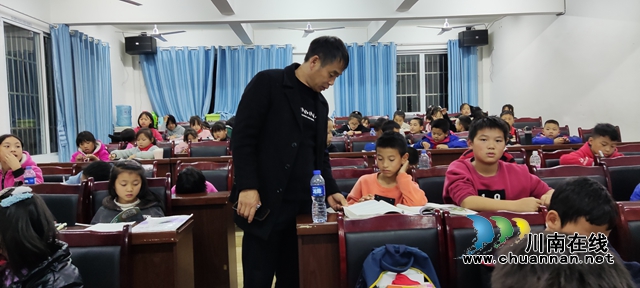 古蔺党外知识分子贺显贵：绘制“经纬线”，打造“幸福园”