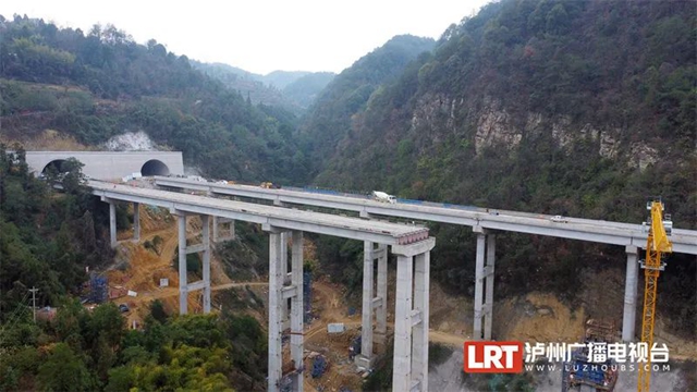 助力泸州“南翼”发展丨古金高速、摩尼互通加快建设(图4) 4.jpg