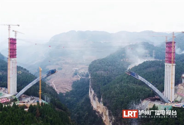 助力泸州“南翼”发展丨古金高速、摩尼互通加快建设(图3) 3.jpg