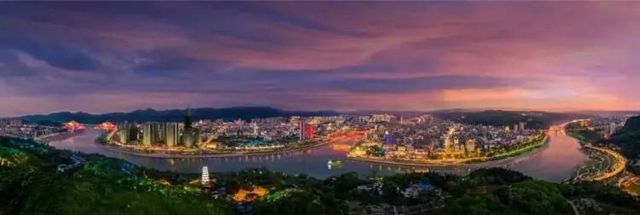 从宁德时代到四大产业集群 追赶者宜宾的现代化之路