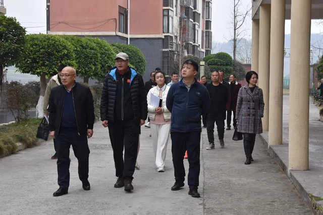 教体融合｜四川省水上运动学校到泸县九中评估考察共建省划艇二队工作