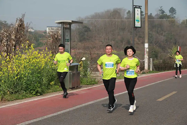 鸣枪开跑!龙马潭松滩湖环湖马拉松燃爆这个春天!(图15) 15.jpg