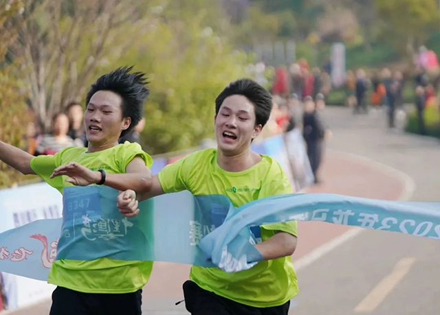 鸣枪开跑!龙马潭松滩湖环湖马拉松燃爆这个春天!(图11) 11.jpg