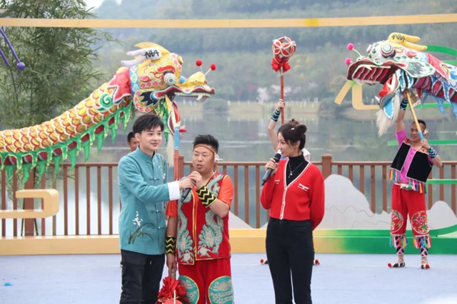 美翻了,这个学校的学生即将亮相央视,让我们先睹为快!(图3) 3.jpg