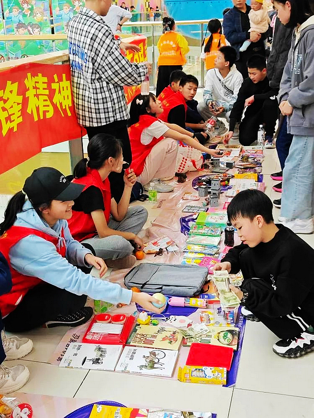 泸州十八中:学雷锋精神 做时代好少年(图16) nEO_IMG_30.jpg