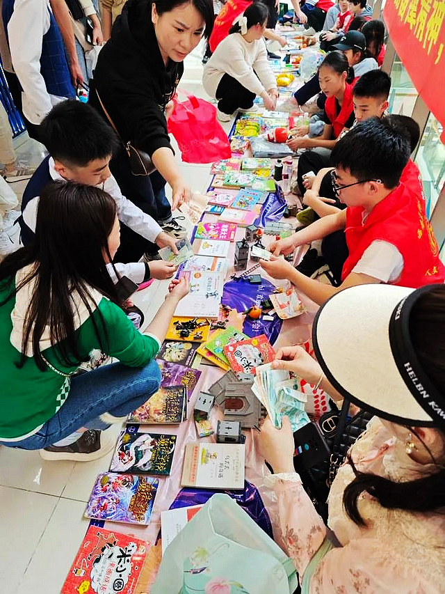 泸州十八中:学雷锋精神 做时代好少年(图17) nEO_IMG_31.jpg