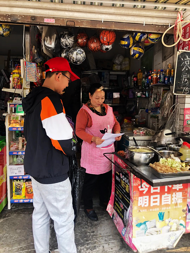 泸州十八中:学雷锋精神 做时代好少年(图31) nEO_IMG_42.jpg