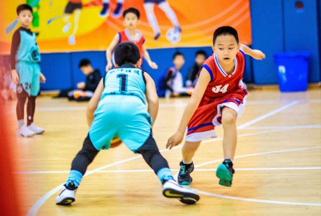 激情飞扬 迎“篮”而上 | 泸州市第一届青少年校园体育联赛小学生U系列篮球比赛火热进行中(图2) 2.jpg