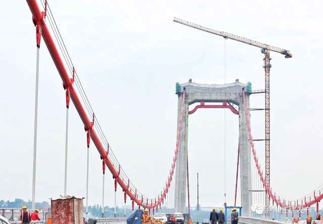 今年泸州主城区将建成两座跨江大桥，预计6月底一合龙一功能性通车