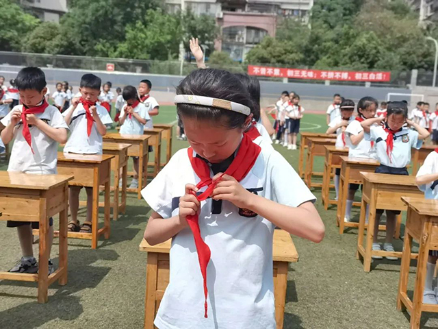 哇!这些孩子可说是“十八般武艺样样精通”(图13) 14.jpg