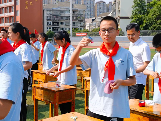 哇!这些孩子可说是“十八般武艺样样精通”(图44) 45.jpg