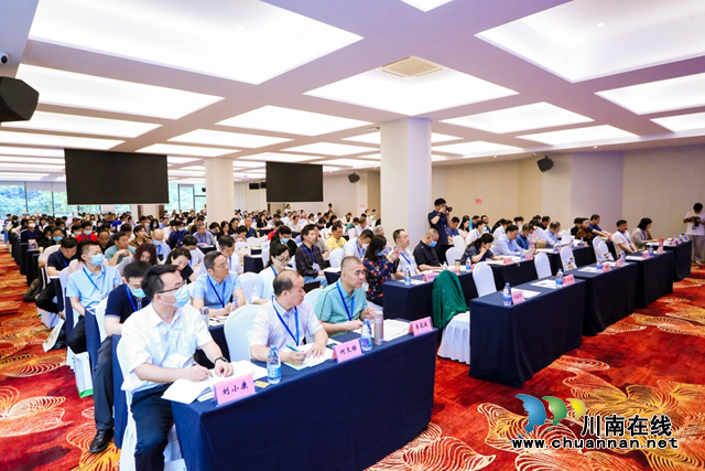 泸州市老年大学在全国老年大学数字化转型工作会议上作交流发言(图3) 老3.png