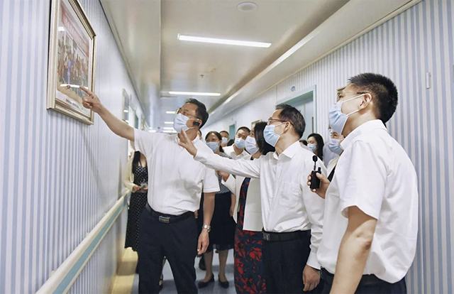 省卫健委党组书记、主任徐斌一行调研西南医大附院(图5) 5.jpg