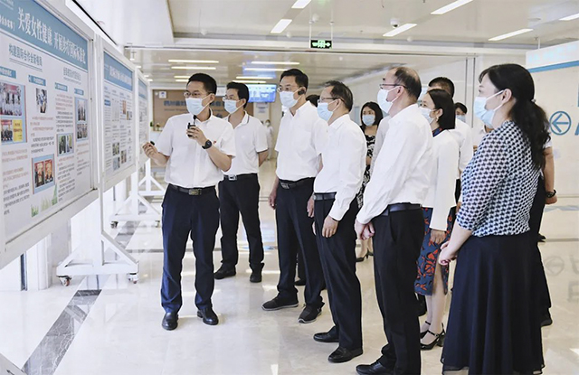 省卫健委党组书记、主任徐斌一行调研西南医大附院(图4) 4.jpg