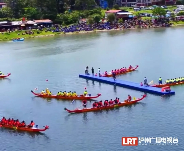 中国四川龙舟队包揽双冠!来自泸州的他们太牛了(图4) 4.jpg