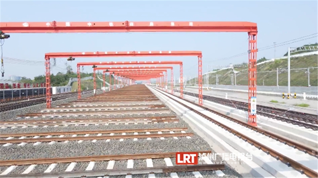 泸州高铁两岁了!一起见证它的成长(图21) 21.jpg