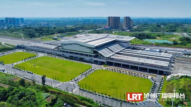 泸州高铁两岁了!一起见证它的成长(图24) 24.jpg