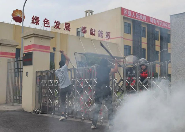 精彩!硬核!直击泸县2023反恐防暴演练现场(图9) 9.jpg