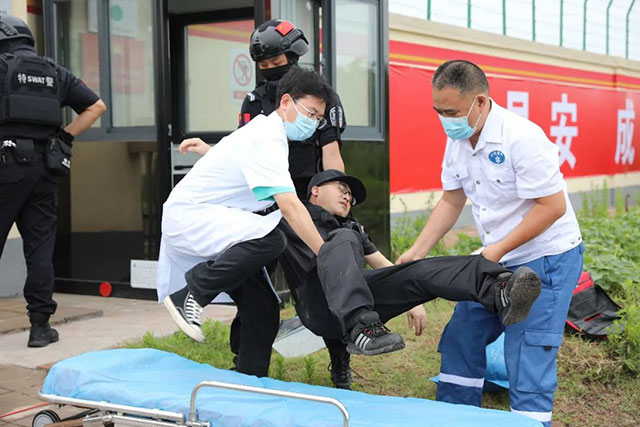 精彩!硬核!直击泸县2023反恐防暴演练现场(图15) 15.jpg