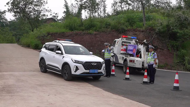 精彩!硬核!直击泸县2023反恐防暴演练现场(图13) 13.jpg