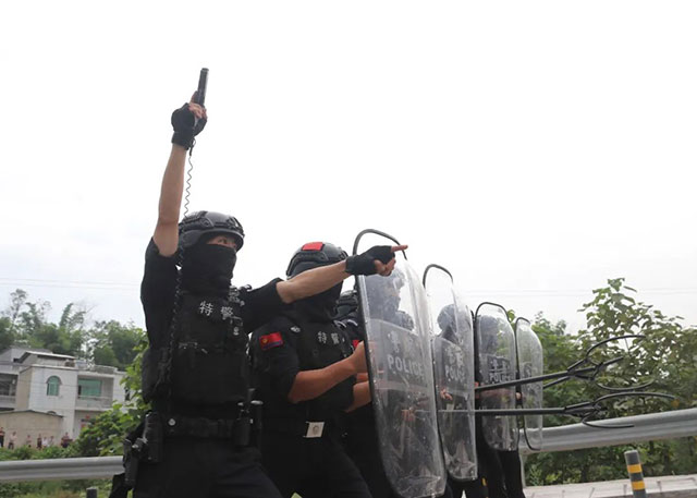 精彩!硬核!直击泸县2023反恐防暴演练现场(图27) 27.jpg