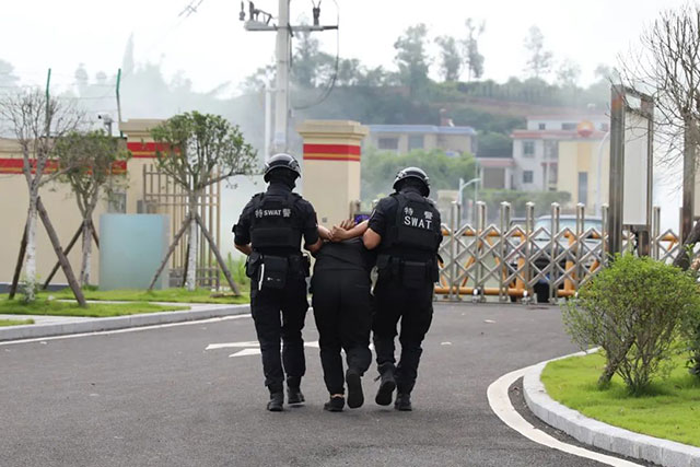 精彩!硬核!直击泸县2023反恐防暴演练现场(图36) 36.jpg