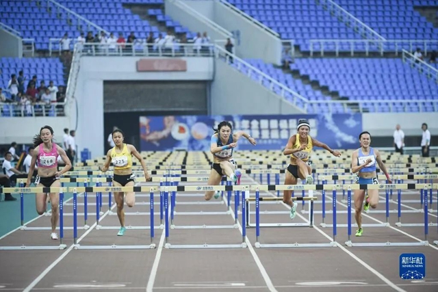 夺冠!自贡姑娘好样的!(图6) 6.jpg