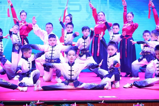 泸州40正当红,且看“萌娃赞家乡”(图4) 3.jpg