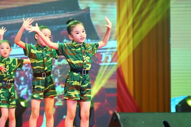 泸州40正当红,且看“萌娃赞家乡”(图8) 7.jpg