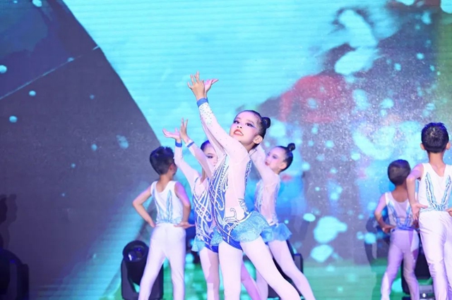 泸州40正当红,且看“萌娃赞家乡”(图22) 21.jpg