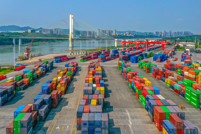 携手共赢结硕果！省港投集团与泸州市战略合作一周年