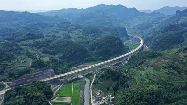 宜威高速预计10月初全线通车