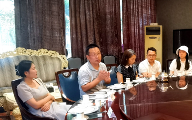 市房协组织召开泸州市部份媒体跨界合作茶话会(图2) 房2.png