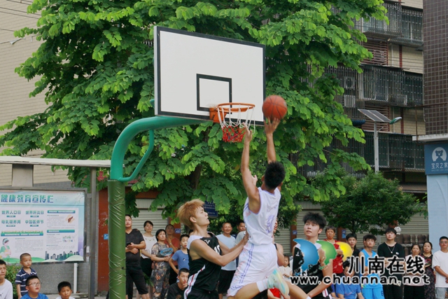 龙马潭:“村BA”火热开赛,点燃乡村夏日激情(图3) _26A5331.jpg