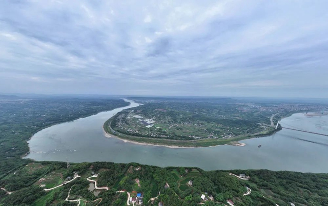 瞰长江之畔!新华社聚焦宜宾这个村(图1) 640 (4).jpg