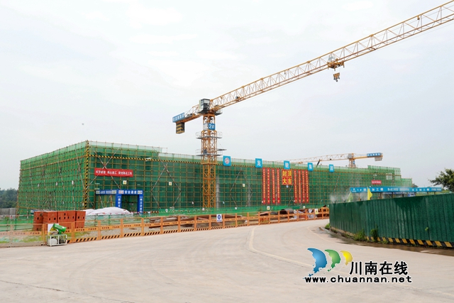 龙马潭区城乡冷链物流基地项目一期工程.JPG