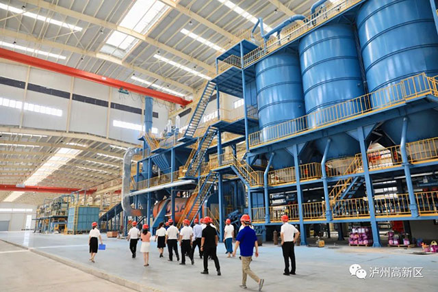 直面挑战 攻坚克难 推动全年目标圆满完成┃泸州高新区2023年上半年工作运行分析会召开(图9) 9.jpg