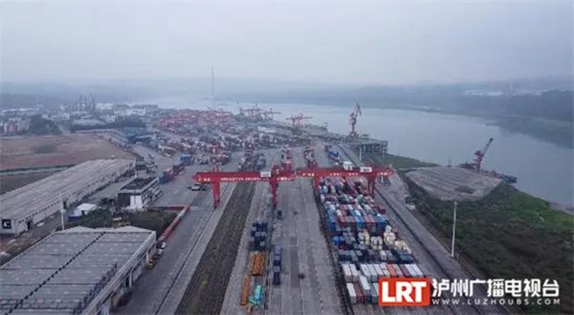 总投资162亿 泸州加快港口型国家物流枢纽建设(图4) 港4.jpg